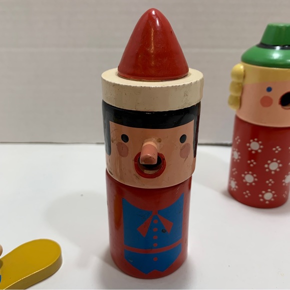 Vintage Wooden Toy Pencil Sharpeners, Pencil and crayon holder - Picture 2 of 16